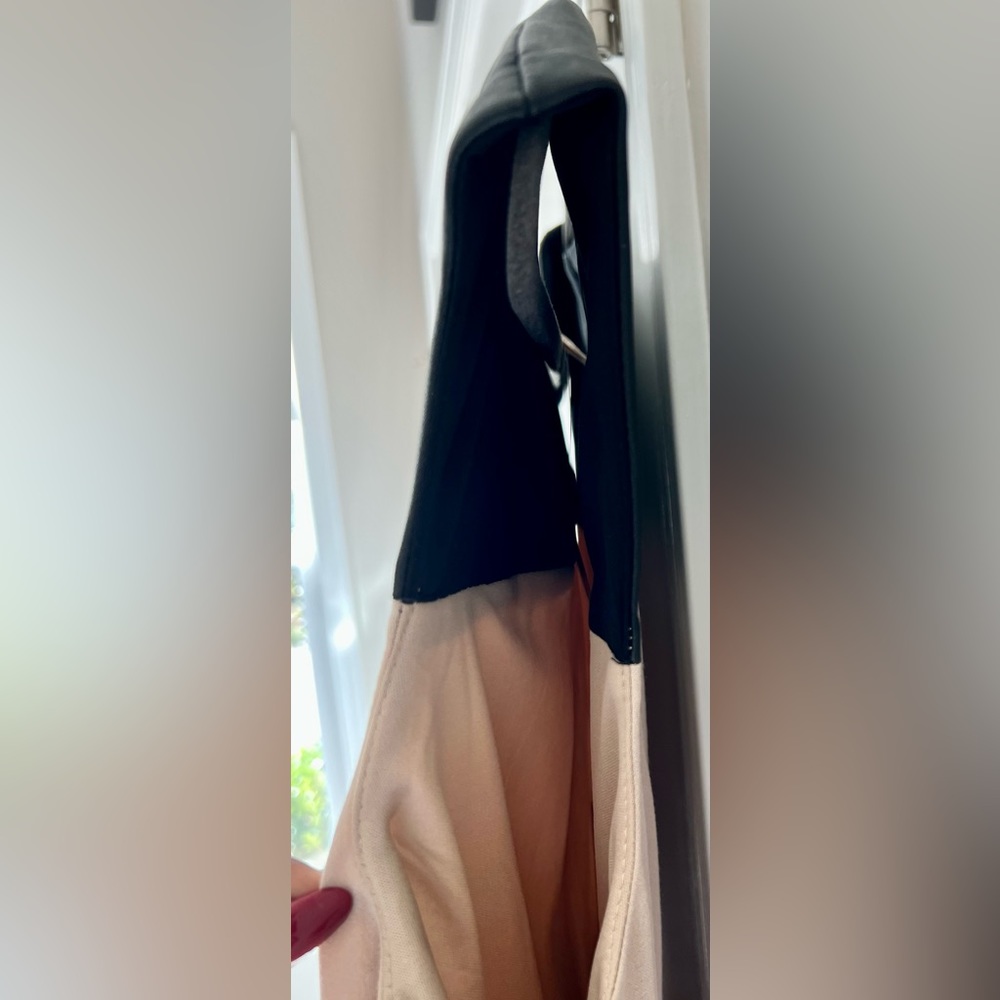 Colorblock Dress - Picture 3 of 8